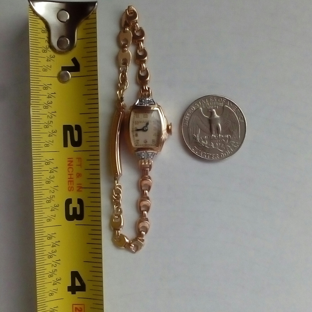 ⭐️ SOLD Vintage Bulova Ladies Watch - Picture 8 of 12